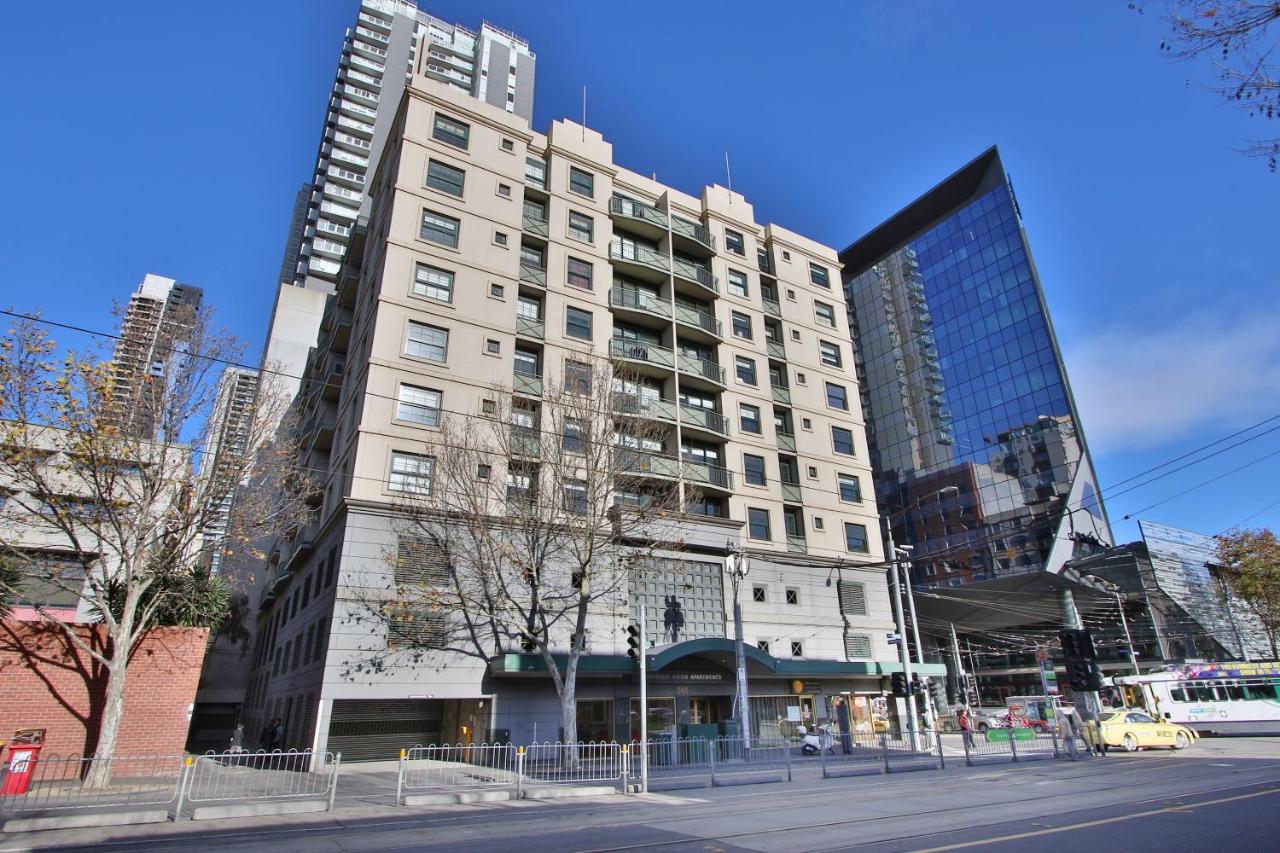 Three-Bedroom Apartment — Arrow on Spencer in Melbourne CBD