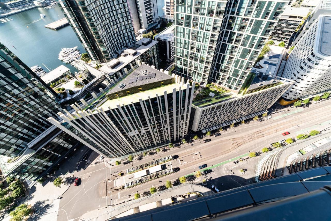 Melbourne Private Apartments — Collins Street Waterfront interior